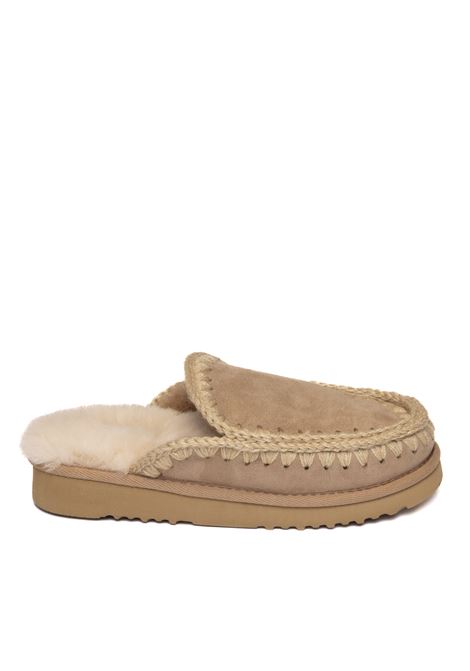 Camel sheepskin sabot MOU | ESKIMO STITCHING101125A-CAM